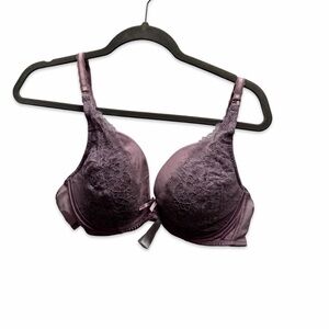 Lace Underwire Bra in Plum